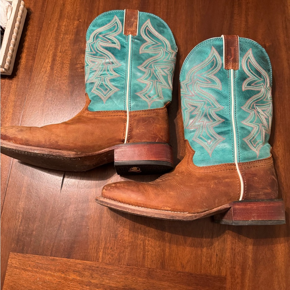 Justin Boots Teal and Brown Heeled Boots - Picture 2 of 8